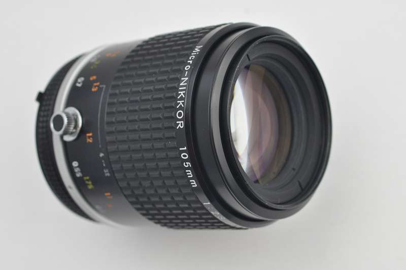 Nikon Mirco Nikkor 105mm 2.8 AIS CRC Mechanik - höchste Bildqualität