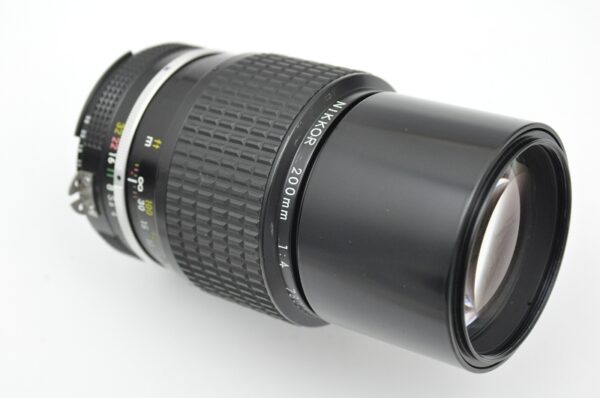 Nikon Nikkor 200mm 4.0 AI Objektiv Zustand A/A+ TOP