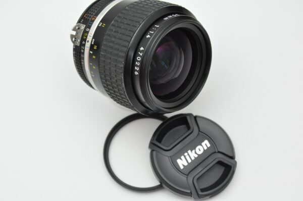 Nikon Nikkor 35mm 1.4 AIS Objektiv - Zustand A+ Top Bildqualität