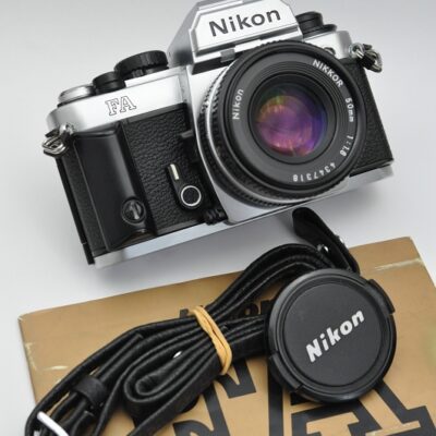 Nikon FA Kameraset mit 50mm 1.8 AIS Pancake -Multiautomat-Matrixmessung