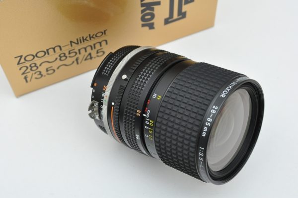Nikon Nikkor 28-85mm AIS Zoom Objektiv - Zustand A/A+ TOP - ab 1985 in der AIS Version - sehr gute Schärfeleistung - mechanisch überragend