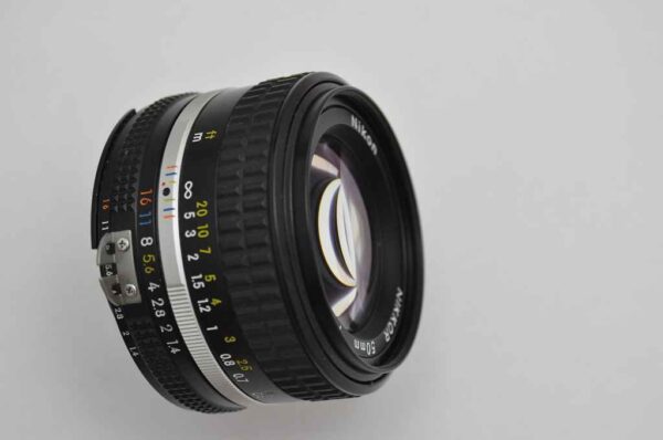 Nikon Nikkor 50mm 1.4 AIS Zustand A+ hervorragende Bildqualität