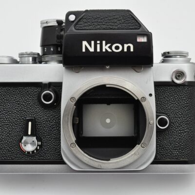 Nikon F2 Photomic wurde von 1971 bis 1980 gebaut - mit austauschbaren Suchern