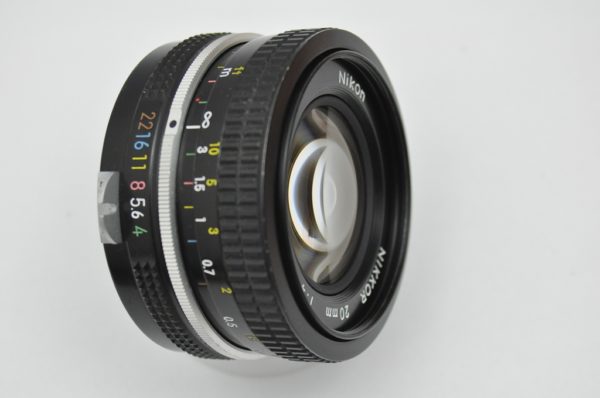 Nikon Nikkor 20 mm 4.0 Pre-AI - Blende 8 und 11 brillante Schärfeleistung