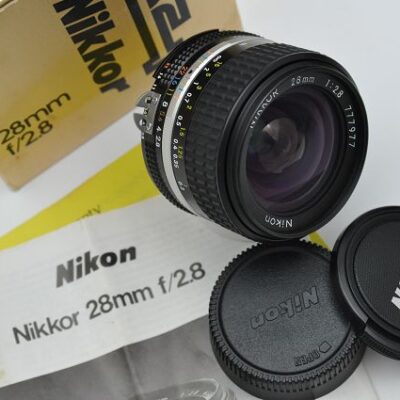 Nikon Nikkor 28mm 2.8 AIS - Nikons schärfstes manuelle Weitwinkel Objektiv in OVP