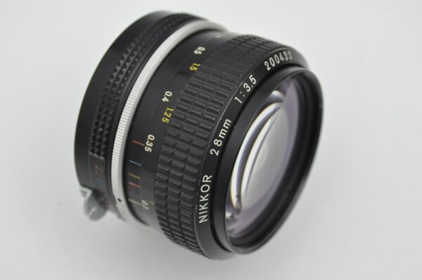 Nikon Nikkor 28mm 3.5 NON-AI - Zustand A