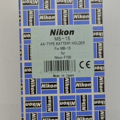 Der Nikon MS-15 in OVP - Ersatz Batterie Halter für Nikon MB-15